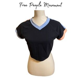 NWOT Free People Movement Heatwave Navy Blue Crop Size L